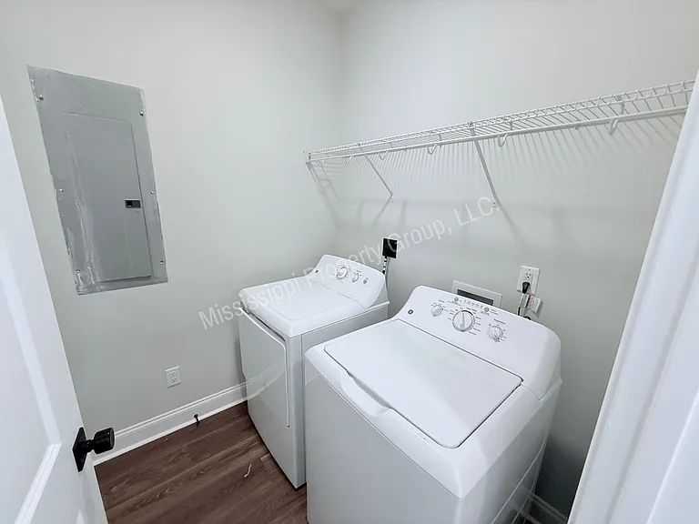 3532 Fenwick Way — Photo 10
