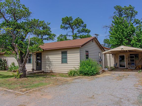 2nd image of 2703 15th St
