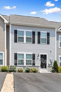 19 Loblolly Dr, Bunker Hill, WV, 25413