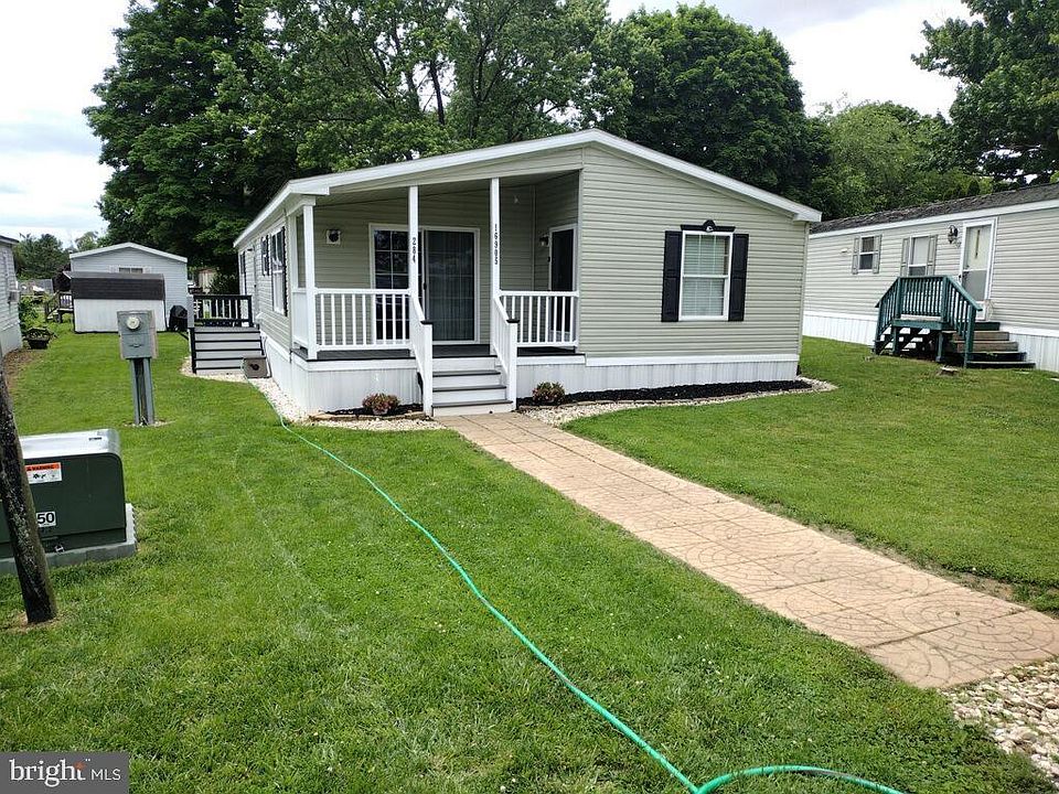 1st image of 16905 Warbler Ct