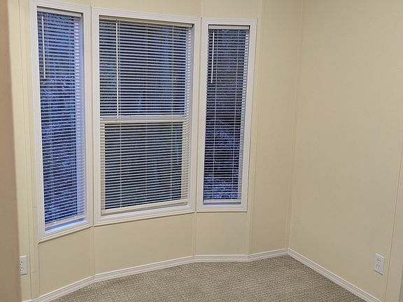 5th image of 2403 NW Dove Glen Ln