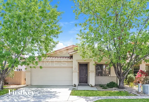 2715 E Carson Rd Photo 1