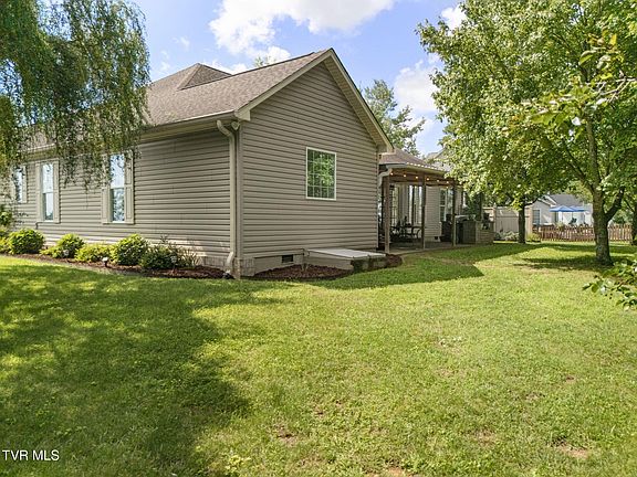 5th image of 311 Harvest Rd