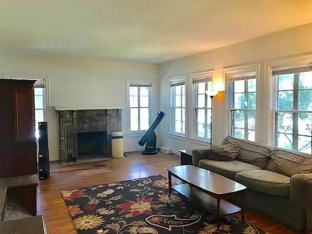 4802 La Branch St — Photo 2