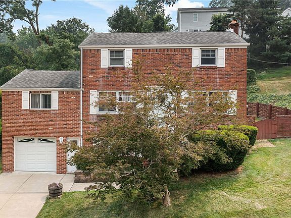 2nd image of 652 Fernhill Ave
