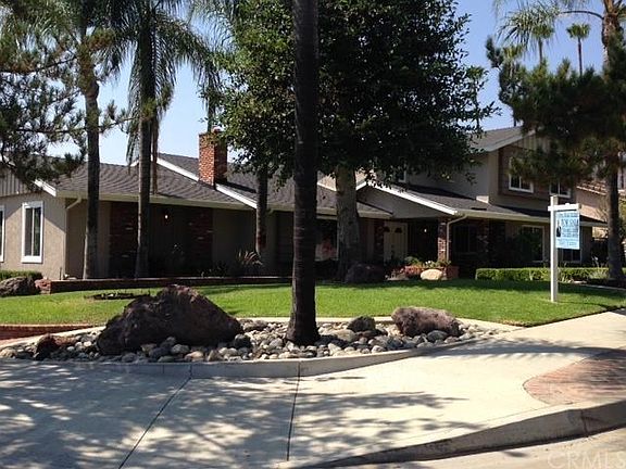 4th image of 401 Fern Dell Pl