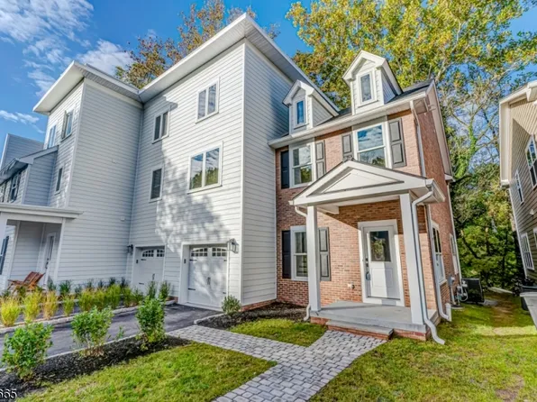 77 Wilson St, Lambertville City, NJ 08530