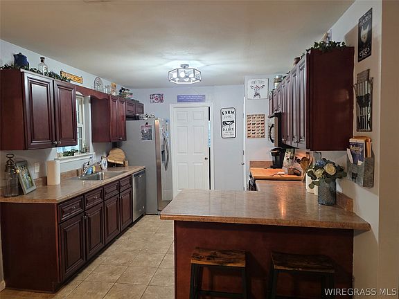 5th image of 1538 County Road 427