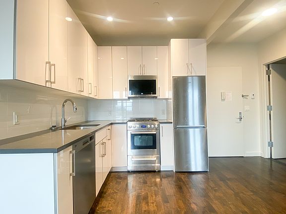 2nd image of 28-58 36th St #4D
