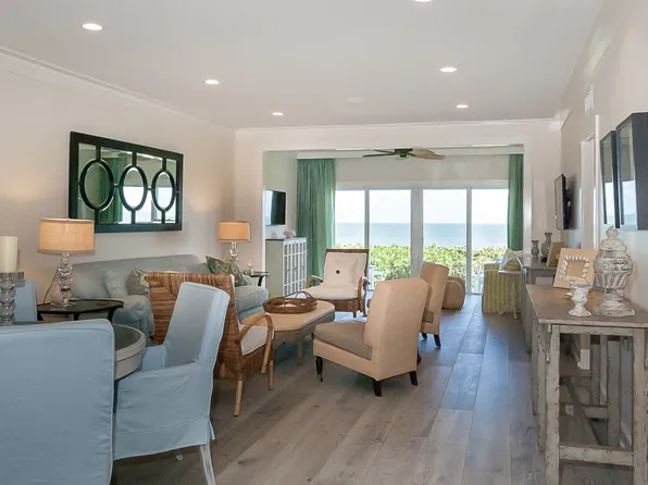 450 Beach Rd APT 123, Vero Beach, FL 32963
