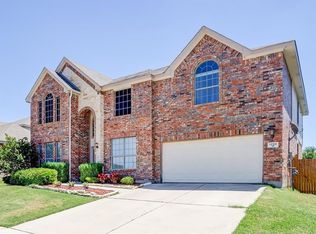 1208 Marlow Ln, Fort Worth, TX 76131