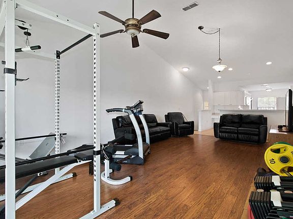3rd image of 5268 Bowline Ct
