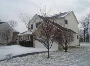 715 Hennigans Grove Rd, Grove City, OH 43123