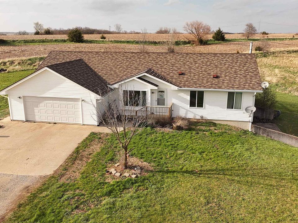 1st image of 1563 330th St