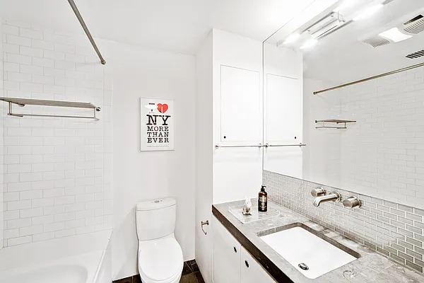 Sold by Nest Seekers International | media 12