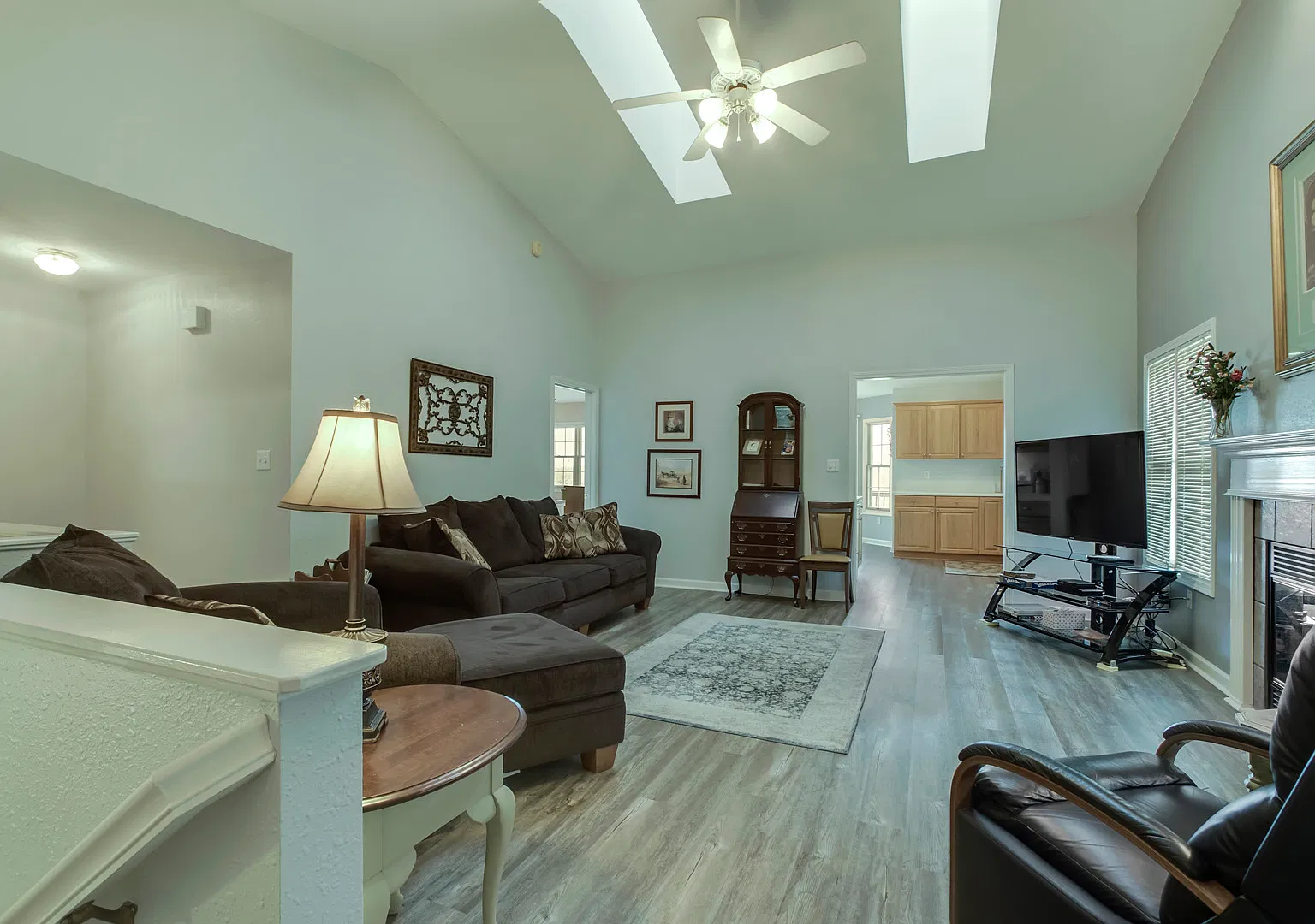 511 Cimarron Circle - 1 — Photo 2