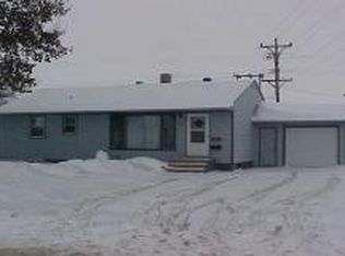 1757 S Marshall Rd, Aberdeen, SD 57401