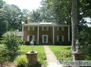 601 Greentree Dr, Virginia Beach, VA 23452