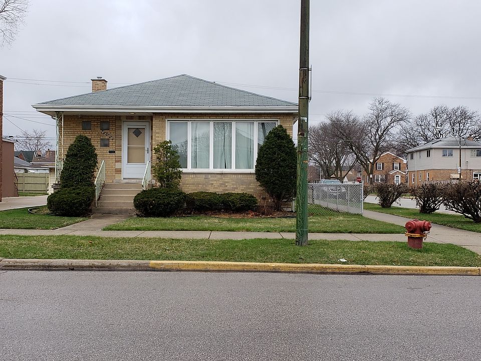 1st image of 5400 S Narragansett Ave