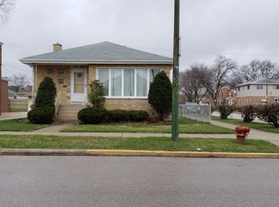 5400 S Narragansett Ave, Chicago, IL 60638