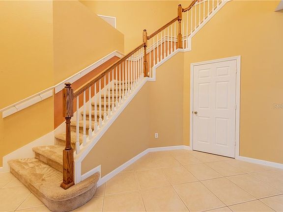 3rd image of 2040 Crossvine Ln