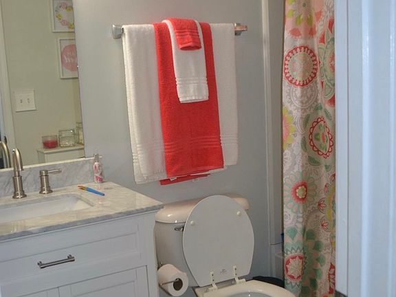 5th image of 6765 Manor Creek Dr