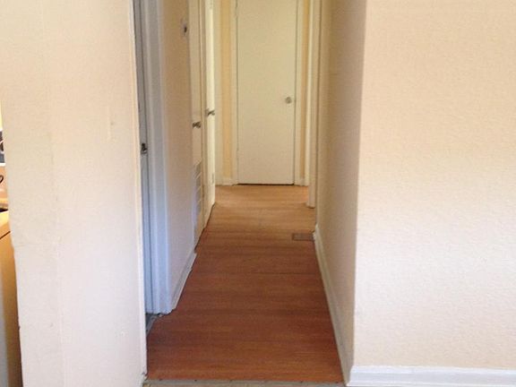4th image of 5141 Shenandoah Ave APT 102