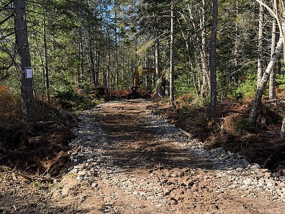 2nd image of Lot #2 Hidden Drive