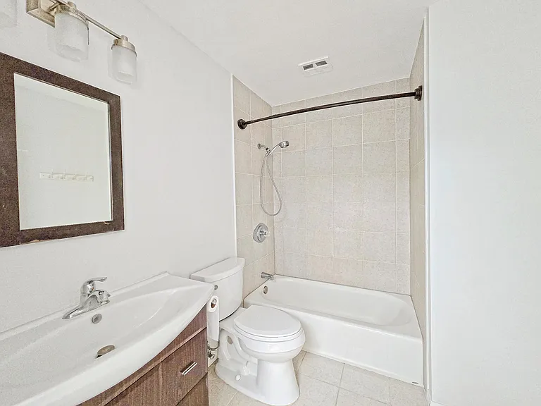 215 N Curtis Ave #2 — Photo 12
