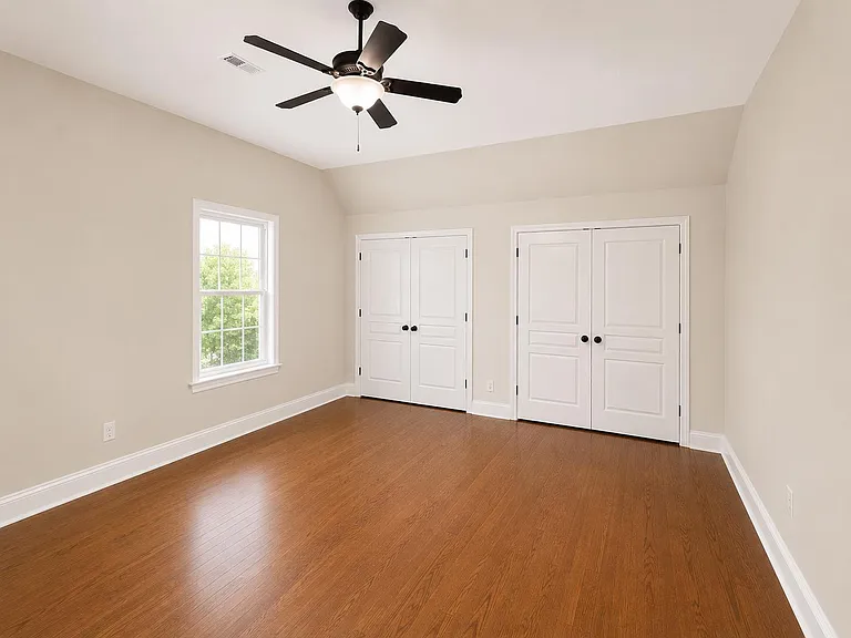 1047 E Monticello Cir — Photo 19