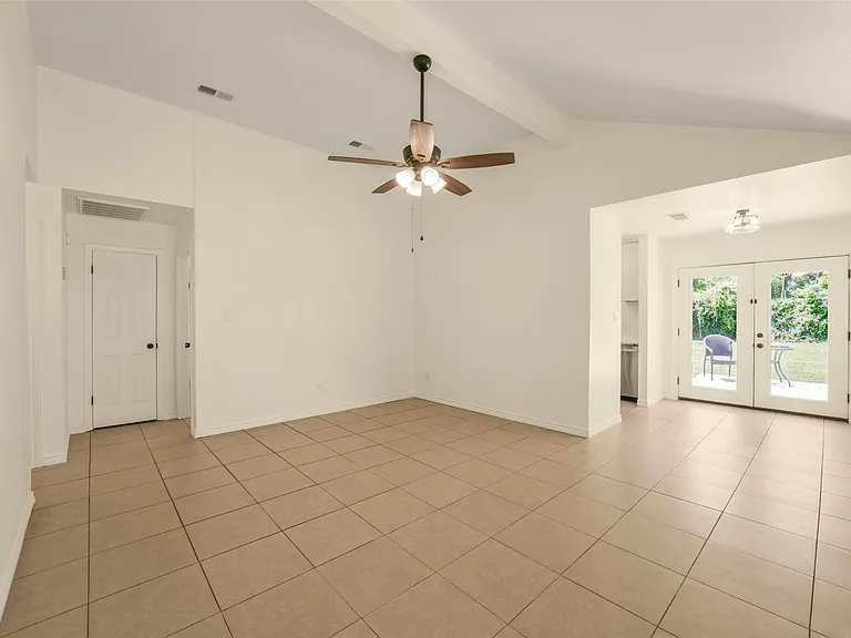 18147 Dinner Creek Dr — Photo 7