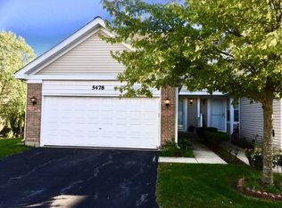 5478 Ridge Xing, Hanover Park, IL 60133