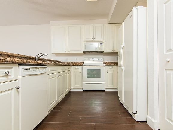 4th image of 80 Surfview Dr APT 308