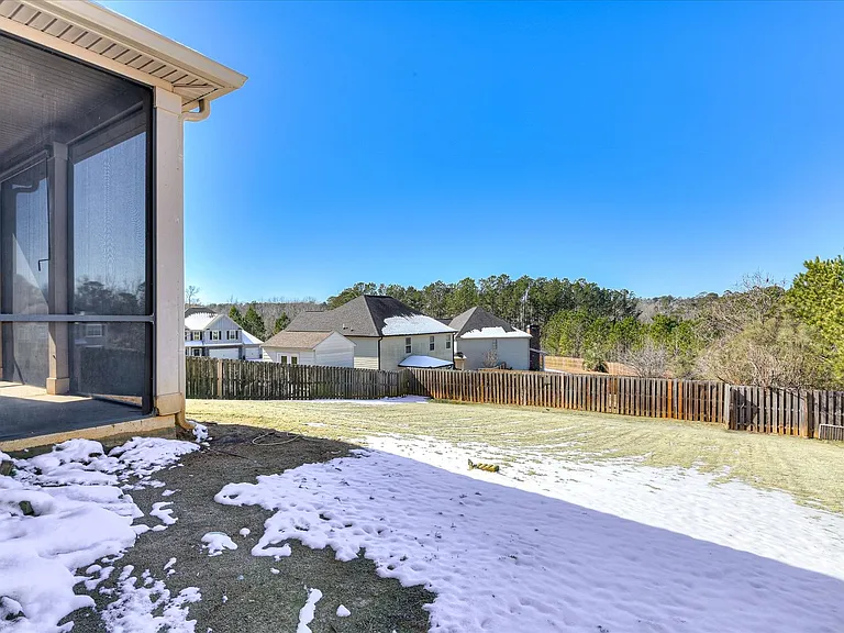 406 Saterlee Ct — Photo 56