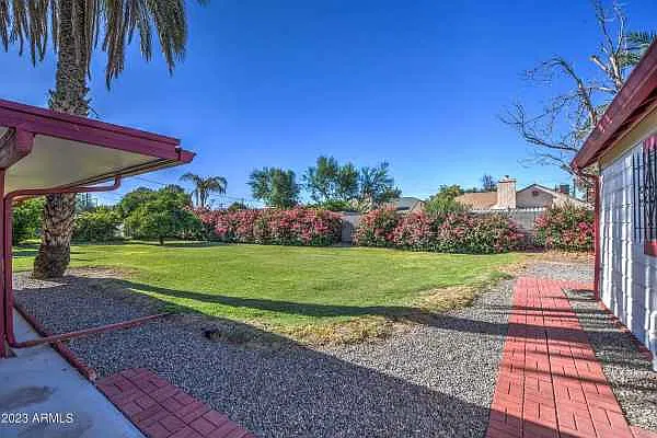4 bed, 1800 sqft, $2,850 — Photo 1