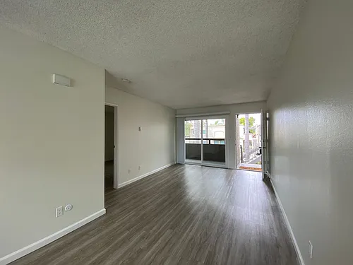 Cabana Apartments Photo 1