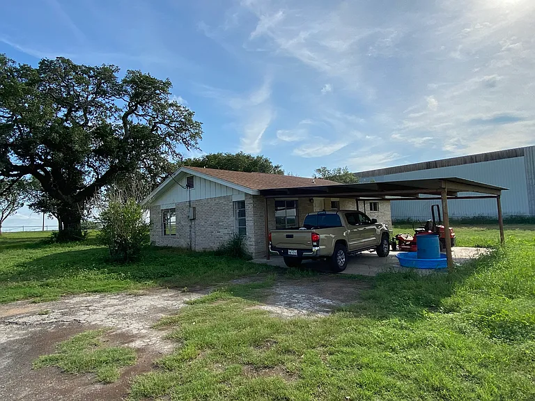 FM 1465 — Photo 27