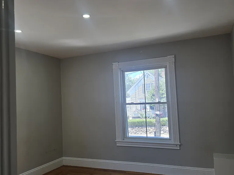 171 Oak St #1 — Photo 9