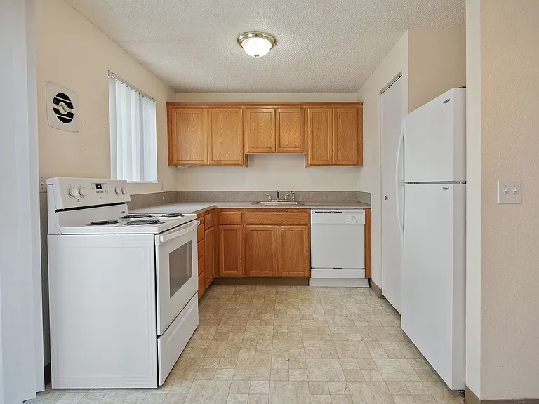 Cedar Mill Apartments — Photo 12