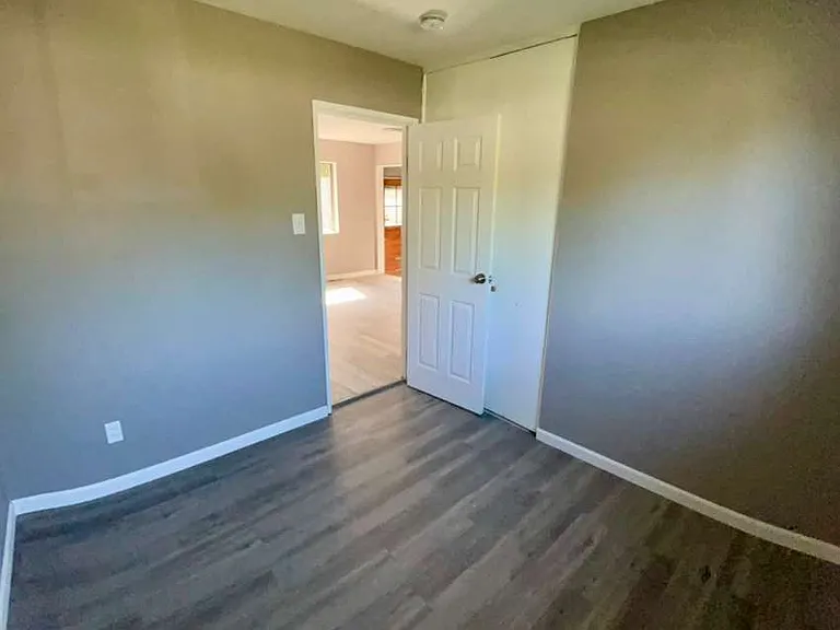 10432 Baron Dr — Photo 10
