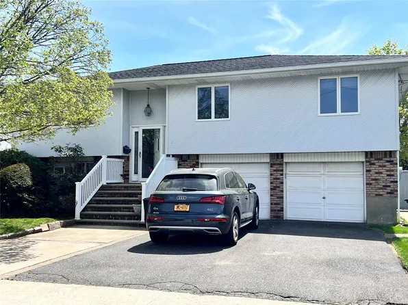 3968 Marlow Court, Seaford, NY 11783