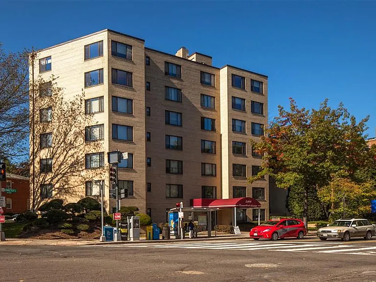 5100 Conn Ave — Photo 14