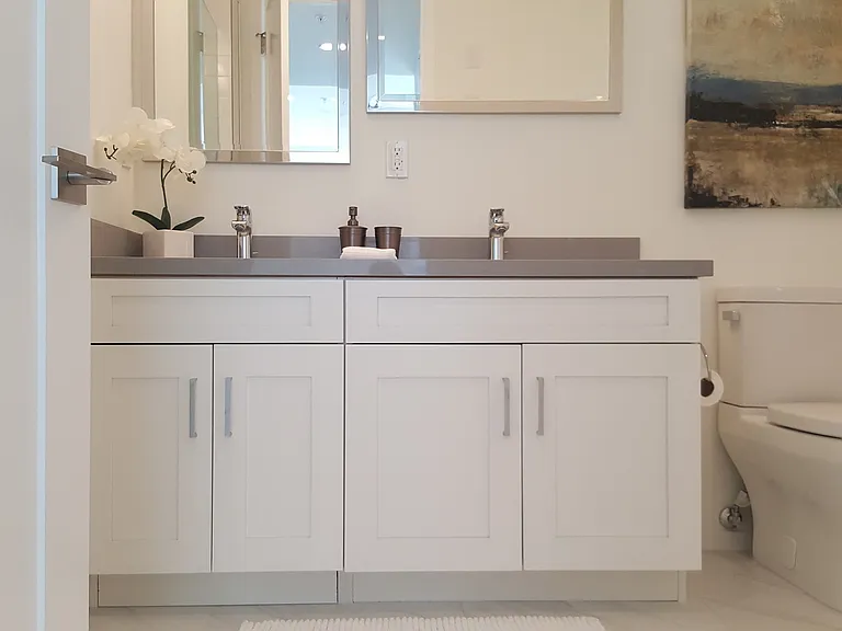 738 S Ogden Dr — Photo 22
