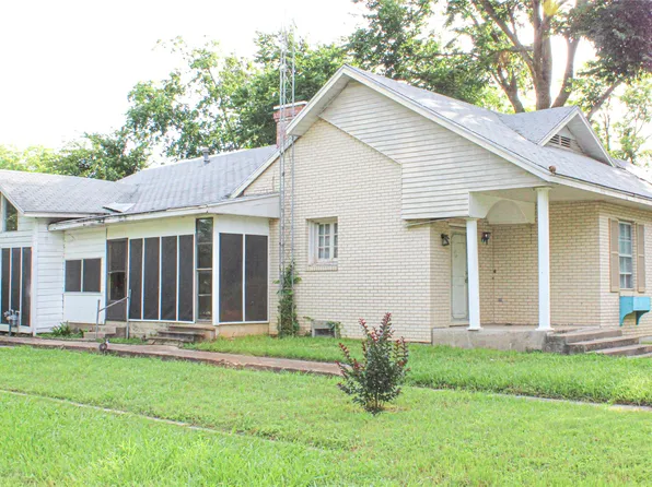 416 W San Marcos, Wortham, TX 76693