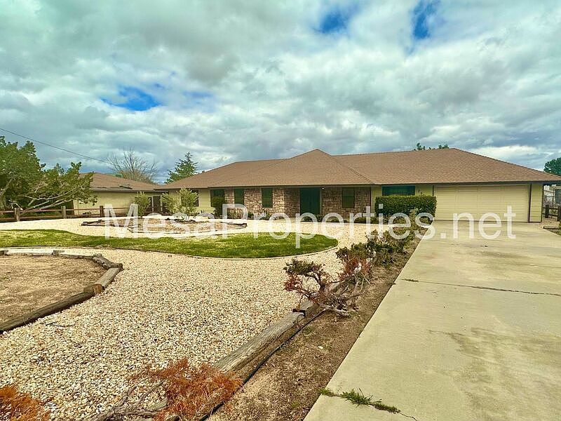 1st image of 7501 Earhart Ave
