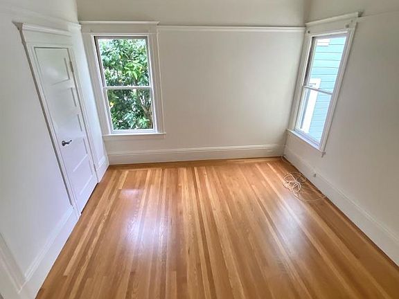 5th image of 2924 Pierce St #2924