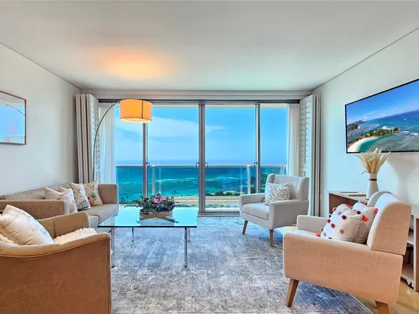 1177 Queen St APT 3702, Honolulu, HI 96814