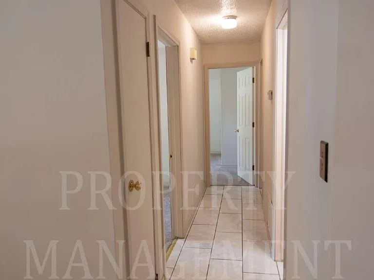 204 Edgewood Dr — Photo 25