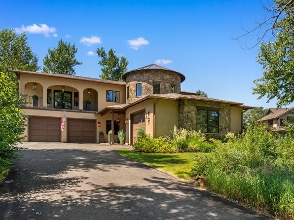 101 Milky Way Dr, Bozeman, MT 59718