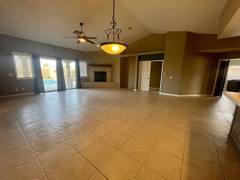 43755 Milan Ct — Photo 4